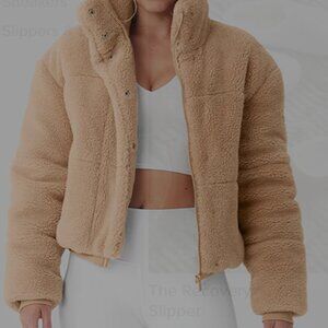 Alo Sherpa Snow Angel Puffer in Camel Color Size Medium